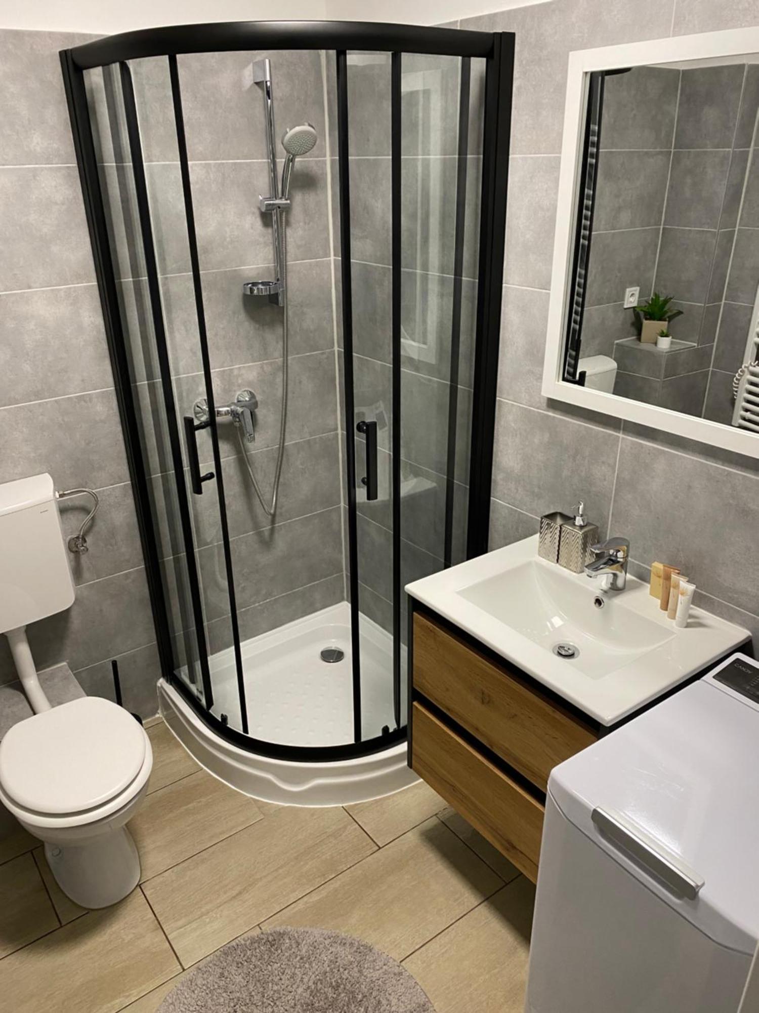 Ikon Apartment Хевиз Экстерьер фото